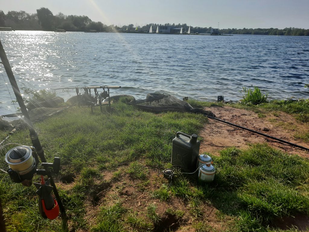 Fishing on Whitefriars lake south cerney angling club