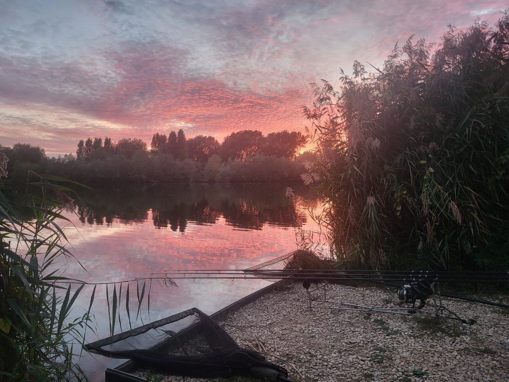 Carp fishing at Tar Farm Lake No. 5 Linear Fisheries